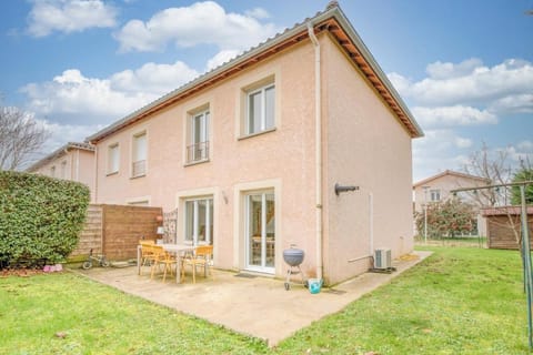 Maison Rimbaud House in Bourgogne-Franche-Comté