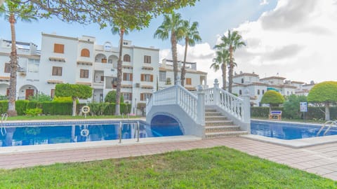 Garden, Swimming pool, Swimming pool