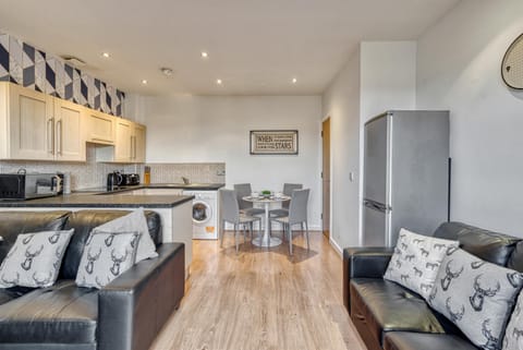 Kitchen or kitchenette, Living room, Dining area, stove, toaster