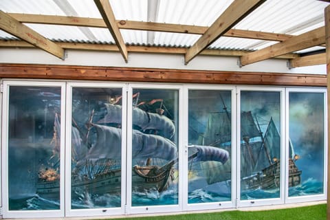 Property building, Day