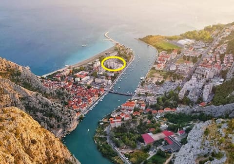 River view, Sea view
