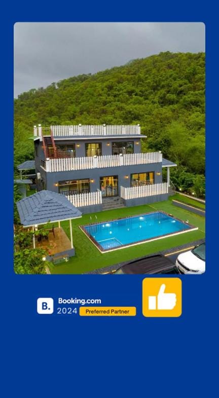 Day, Natural landscape, Mountain view, Pool view, Swimming pool