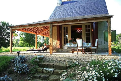 Patio, Spring, Day, Summer, Garden, Balcony/Terrace, Seating area, sunbed