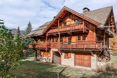 Le Chalet l'Harmonie - Pierres d'Histoire Chalet in La Salle-les-Alpes