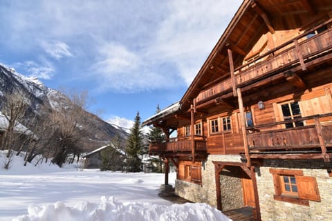 Le Chalet l'Harmonie - Pierres d'Histoire Chalet in La Salle-les-Alpes