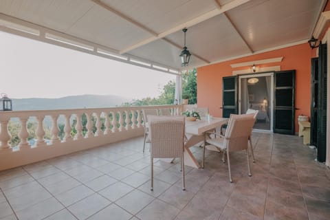 Patio, Day, View (from property/room), Balcony/Terrace, Living room, Seating area, Dining area