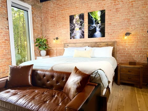 The Benjamin Hotel Hotel in Watkins Glen