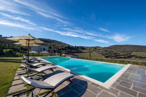 My Exclusive Italy - Chianti's Villa with vineyard, infinity pool & view Villa in Tuscany