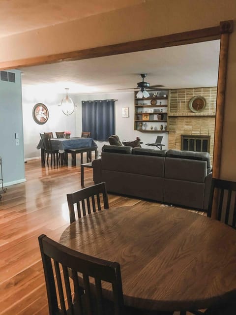 Living room, Seating area, Dining area