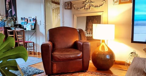 Communal lounge/ TV room, TV and multimedia, Living room, Seating area