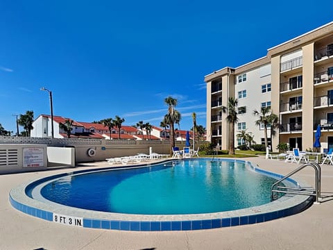 Daytona Beach Getaway 308 Apartment in South Daytona