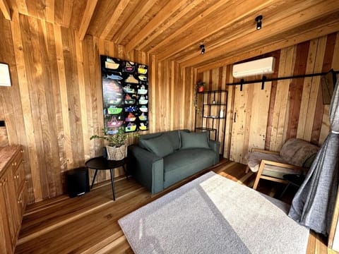 Kakaramea Cozy Cabins Cabin in Hamilton