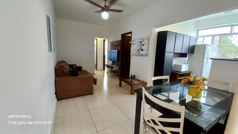 Apt novinho 03 qtos 350m da Praia do Forte Apartment in Cabo Frio