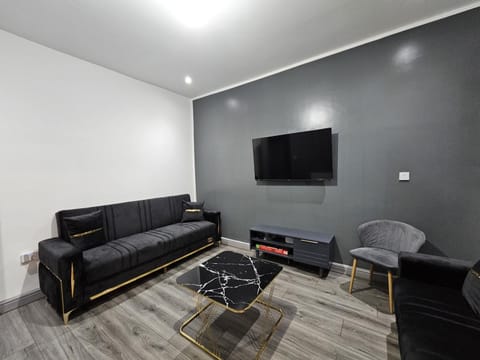 Landcross Co-Living - Private Room Self-Cater House in Manchester