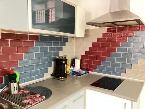 Kitchen or kitchenette, stove