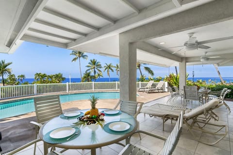 Keauhou Estates Serenity 10 House in Honalo