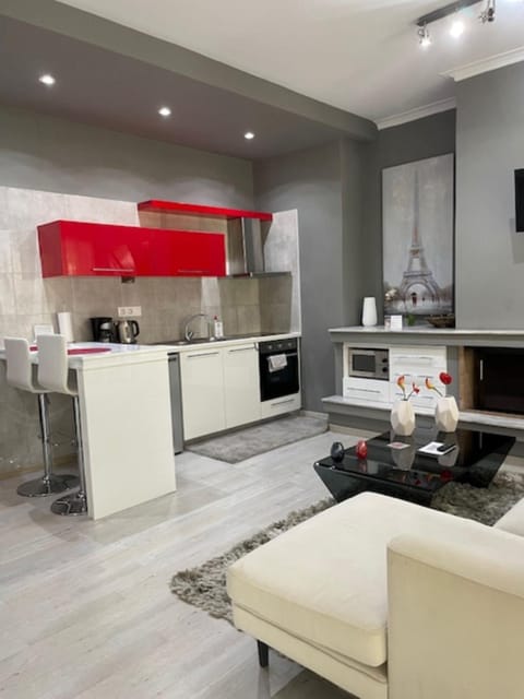 TV and multimedia, Kitchen or kitchenette