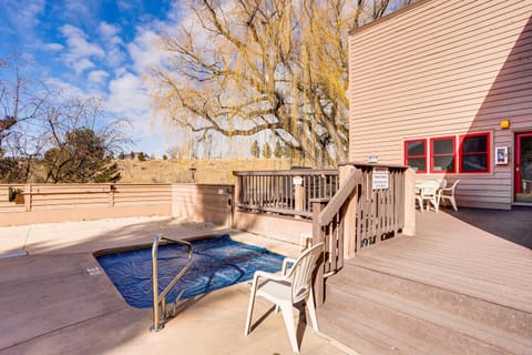 2 Mi to Dtwn Durango Family Resort Retreat! Apartment in Durango