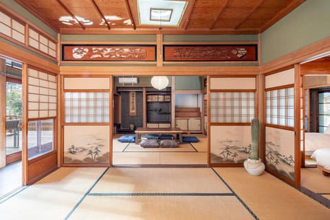 Living room, Photo of the whole room