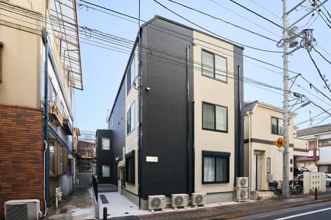 Property building, City view