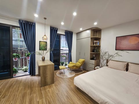 Seating area, Bedroom