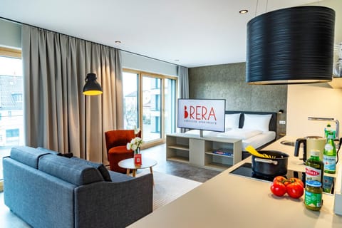 TV and multimedia, Kitchen or kitchenette, Seating area