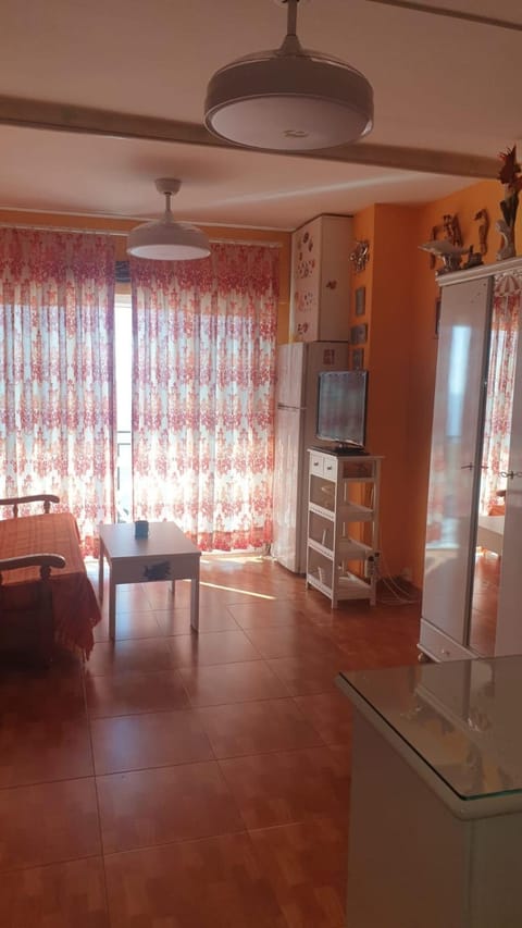 Fuengirola center beachfront Yate Apartment in Fuengirola