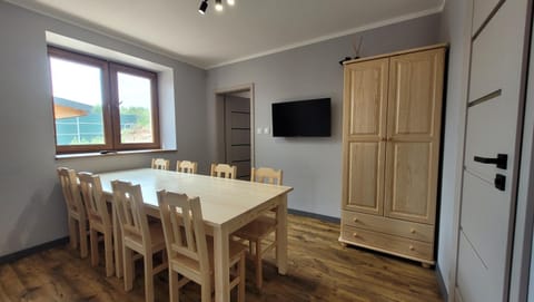 TV and multimedia, Dining area, wardrobe
