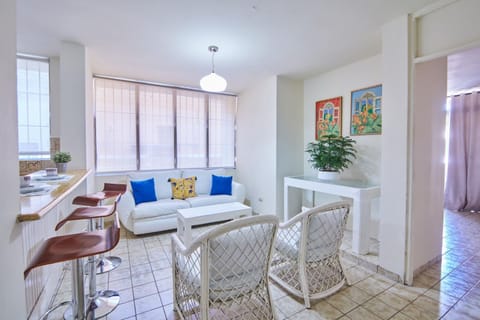 Living room, Decorative detail, Dining area