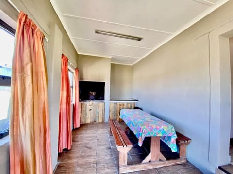 Communal lounge/ TV room, Photo of the whole room, Evening entertainment