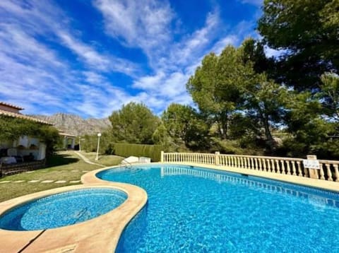 Natural landscape, Mountain view, Swimming pool, Open Air Bath