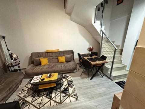 Duplex Apartman Central Perk Apartment in Zlatibor