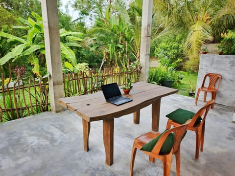 Balcony/Terrace, Garden view