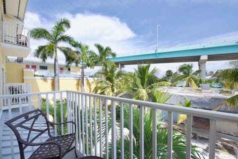 Harbour House 215 by Sun Palace Vacations Apartment in San Carlos Island