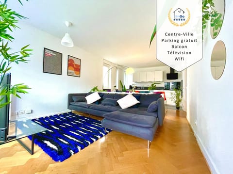 Communal lounge/ TV room, TV and multimedia, Living room, Seating area