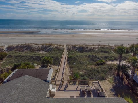 915 W Ashley House in Folly Beach