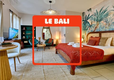 TV and multimedia, Photo of the whole room, Bedroom