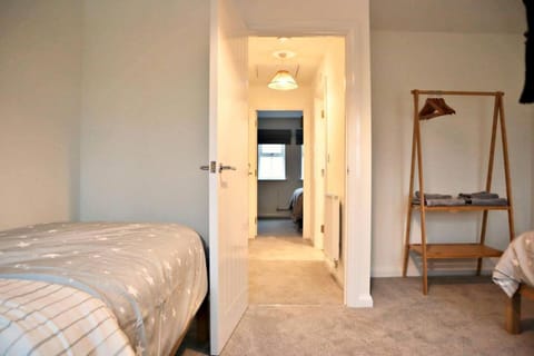 Meadow View, Elm Park House in Exeter