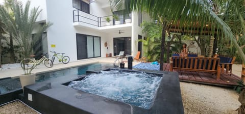 Hot Tub, Cycling