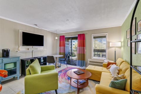 Ocean Views Retreat to Ocean Dunes Villa Villa in South Forest Beach