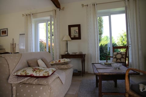 Living room, Garden view