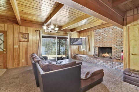 Inspiration Point Retreat by Big Bear Vacations House in Big Bear
