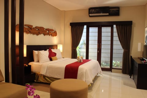 Bed, TV and multimedia, Bedroom, air conditioner