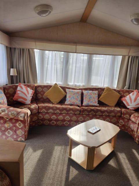 2 Vale Park Campground/ 
RV Resort in Fishguard Holiday Park