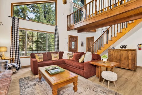 Relaxing Four Bears Cabin in Big Bear Lake Cabin in Big Bear