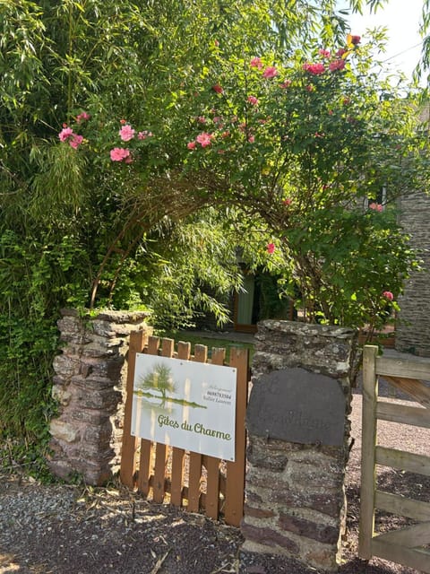 Gites du Charme House in Paimpont