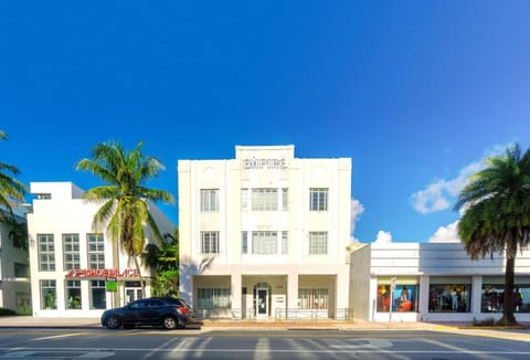 CHIC AND COSY 1 Bedroom Suite Apartment in Flamingo Lummus