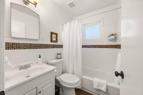 Decaturs Discovery House in Decatur