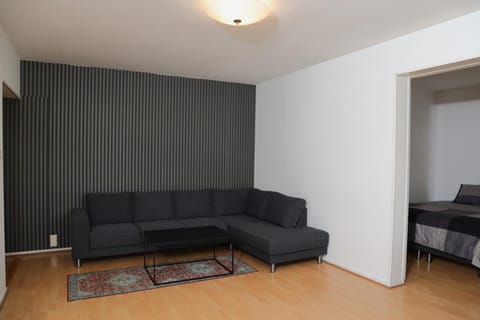 Communal lounge/ TV room, TV and multimedia, Living room