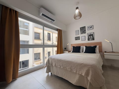 Bed, Other, Photo of the whole room, Bedroom, air conditioner